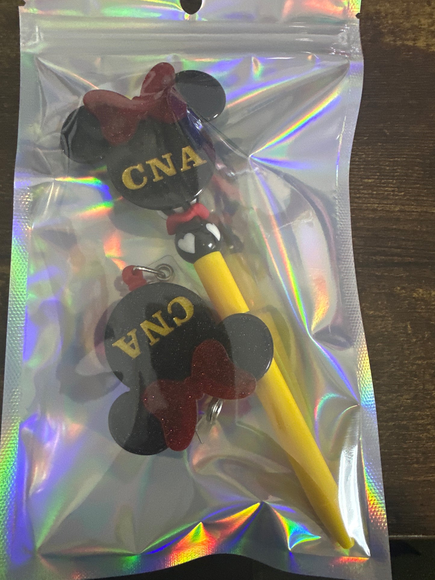 Badge &Pen Set