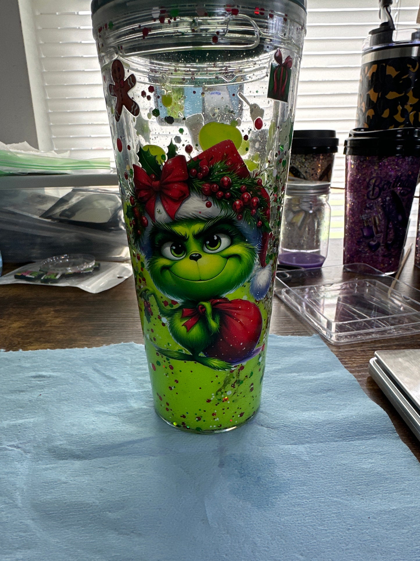 10oz 12oz 16oz 24oz Lava Snowglobe
